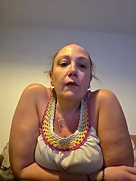 Wisie Cutie online show from 03-26-26, 11:43