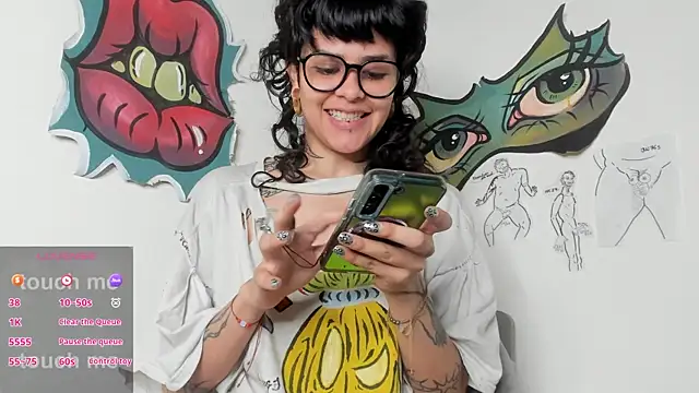 trinitty online show from 04-11-26, 11:53