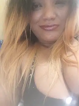 Snapshot of Indianpleasure300 chatting on 03-29-26, 06:30 Indianpleasure300 online show from 03-29-26, 06:30