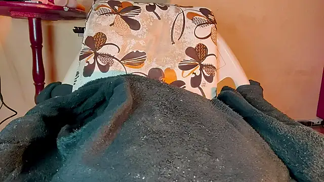 SEXYTRAV18 online show from 02-20-25, 02:40