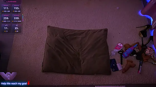 Redhead Shark new online show from 03-26-26, 01:17