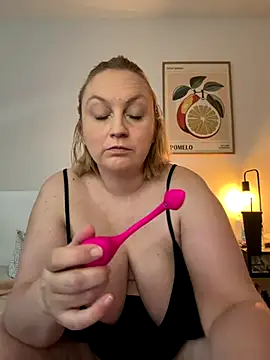 BBW Nora online show from 12-02-25, 09:03