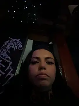 Snapshot of i_am_nina_ chatting on 06-20-26, 02:14 i am nina online show from 06-20-26, 02:14