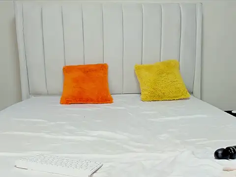  heavenlysent online show from 12-19-25, 04:08