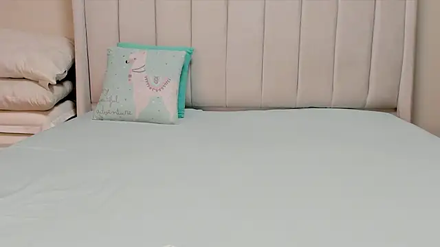  heavenlysent online show from 04-18-26, 04:16