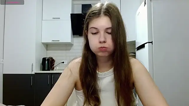 Snapshot of SayMeow_ chatting on 06-17-26, 09:16 SayMeow online show from 06-17-26, 09:16