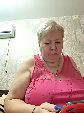 EffectFiona online show from 12-30-24, 11:17