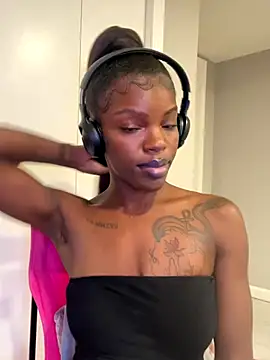 wishwashhy22 online show from 09-28-25, 05:46