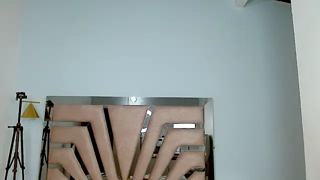 Snapshot of sophia_hadid chatting on 01-02-25, 10:55 sophia hadid online show from 01-02-25, 10:55