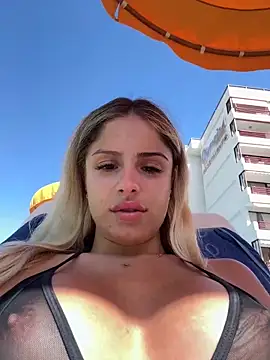 Snapshot of BritneyDimond chatting on 12-26-24, 12:59 BritneyDimond online show from 12-26-24, 12:59