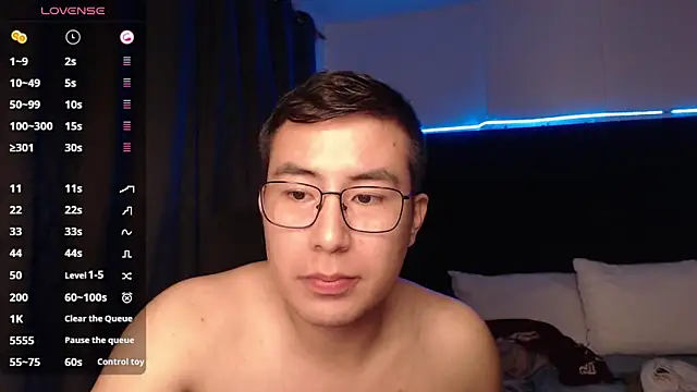 andrewmhilton  online show from 10-23-25, 06:13