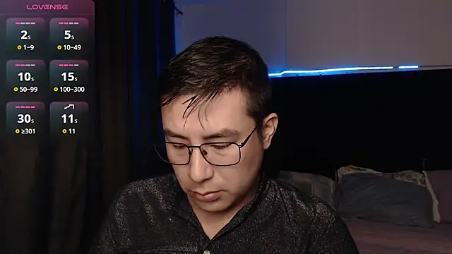 andrewmhilton  online show from 12-16-25, 06:40