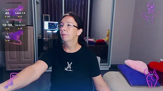 Snapshot of Celine_Faer1 chatting on 06-12-26, 12:48 Celine Faer1 online show from 06-12-26, 12:48