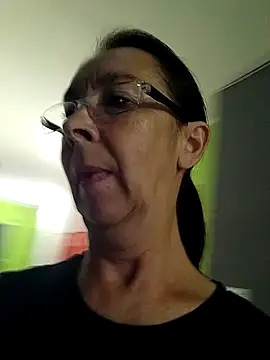 Snapshot of Celine_Faer1 chatting on 07-15-26, 01:22 Celine Faer1 online show from 07-15-26, 01:22