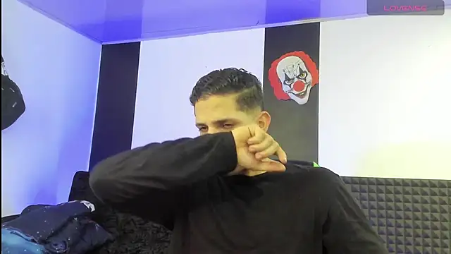 jhonnysnow17 online show from 01-05-25, 10:19