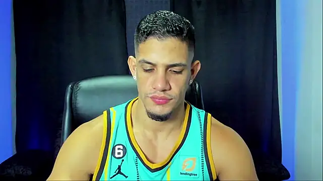 jhonnysnow17 online show from 10-31-25, 05:52