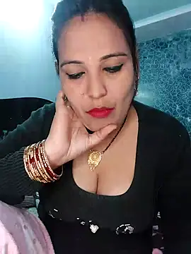 Snapshot of Poojabhabi101 chatting on 01-15-25, 06:01 Poojabhabi101 online show from 01-15-25, 06:01