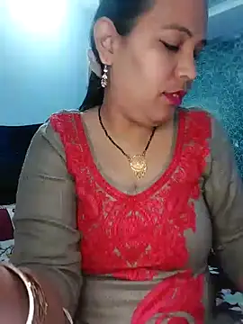 Snapshot of Poojabhabi101 chatting on 01-17-25, 06:15 Poojabhabi101 online show from 01-17-25, 06:15