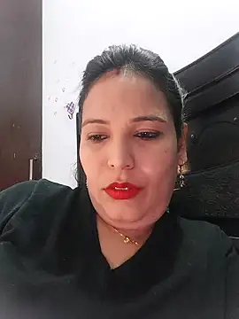 Snapshot of Poojabhabi101 chatting on 01-31-25, 07:18 Poojabhabi101 online show from 01-31-25, 07:18