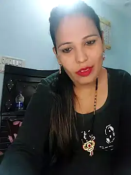 Snapshot of Poojabhabi101 chatting on 02-02-25, 06:37 Poojabhabi101 online show from 02-02-25, 06:37
