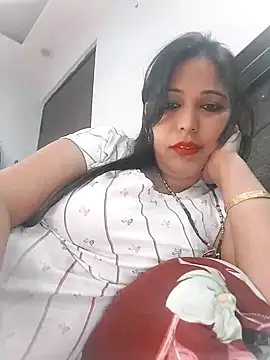 Snapshot of Poojabhabi101 chatting on 02-04-25, 05:42 Poojabhabi101 online show from 02-04-25, 05:42