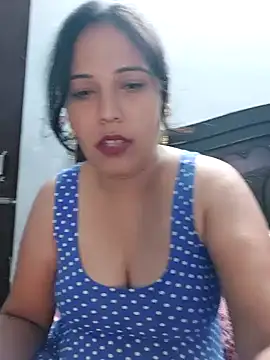 Snapshot of Poojabhabi101 chatting on 09-08-25, 05:34 Poojabhabi101 online show from 09-08-25, 05:34