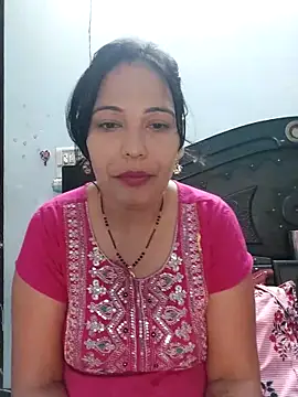 Snapshot of Poojabhabi101 chatting on 10-13-25, 07:19 Poojabhabi101 online show from 10-13-25, 07:19