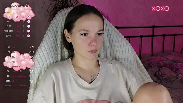 lil luna x online show from 11-18-25, 10:47