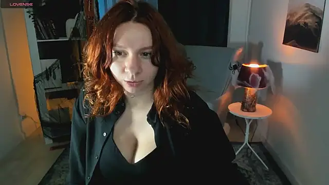 Snapshot of melissa_adamss chatting on 10-27-25, 04:11 melissa adamss online show from 10-27-25, 04:11