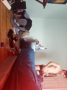 LiverandBrat77 online show from 02-19-25, 04:11