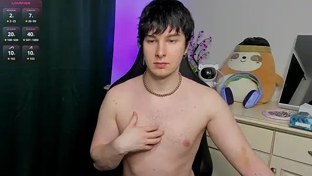 Snapshot of Vincent_Strong chatting on 03-01-26, 08:38 Vincent Strong online show from 03-01-26, 08:38