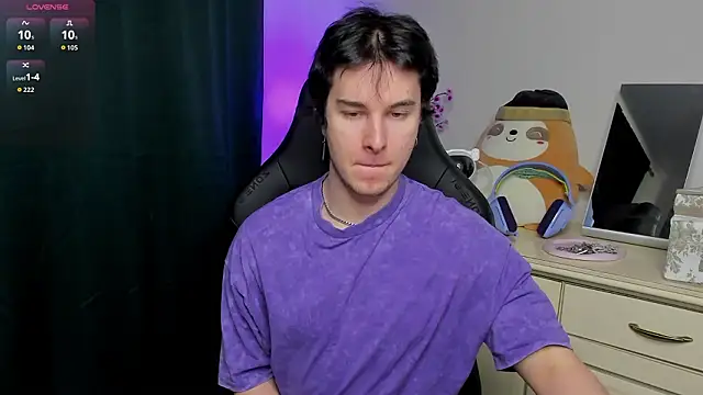 Snapshot of Vincent_Strong chatting on 03-04-26, 01:50 Vincent Strong online show from 03-04-26, 01:50