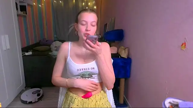 Snapshot of __Aphrodita__wow__ chatting on 12-08-24, 12:41   Aphrodita  wow   online show from 12-08-24, 12:41