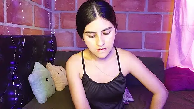 Nathacha online show from 06-26-26, 11:09
