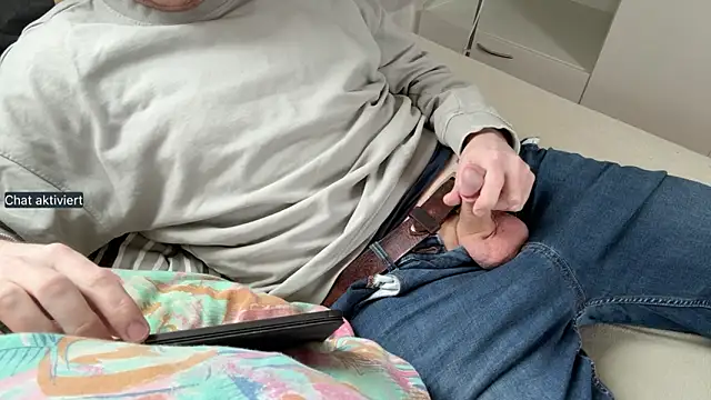 an0nym0us us3r online show from 03-13-26, 01:07