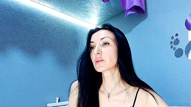 Snapshot of Siaconna chatting on 06-24-26, 07:40 Siaconna online show from 06-24-26, 07:40
