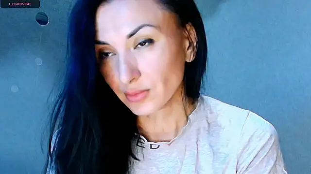 Snapshot of Siaconna chatting on 07-16-26, 05:57 Siaconna online show from 07-16-26, 05:57