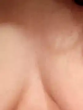 Snapshot of Doll_Nepali chatting on 12-14-24, 01:39 Doll Nepali online show from 12-14-24, 01:39