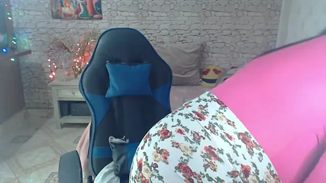 AlissonTyler4u online show from 12-18-25, 10:10