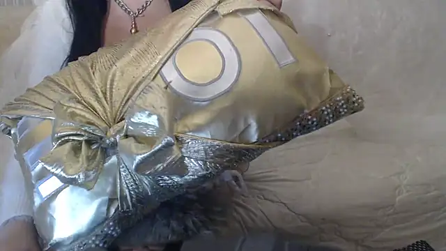 Mia-Montal777 online show from 12-14-25, 03:01