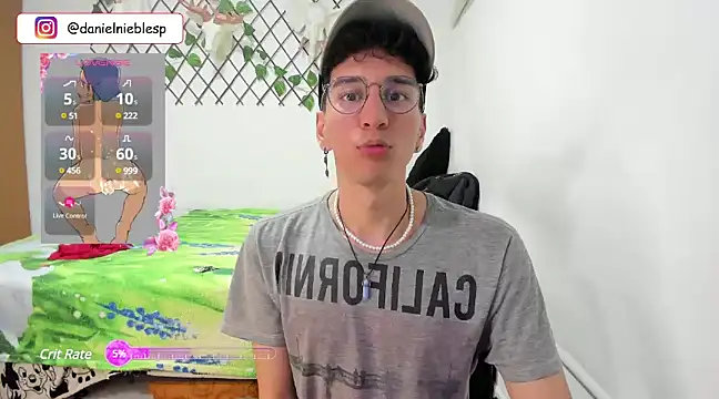 Snapshot of Jackson_Careyy chatting on 01-09-25, 01:18 Jackson Careyy online show from 01-09-25, 01:18