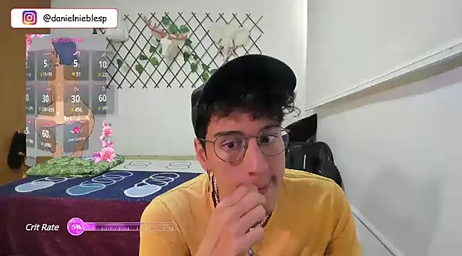 Snapshot of Jackson_Careyy chatting on 02-18-25, 06:26 Jackson Careyy online show from 02-18-25, 06:26