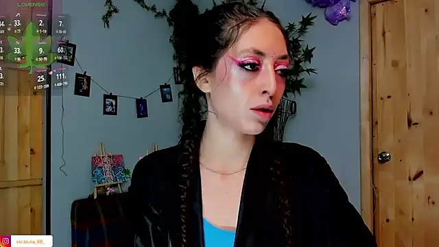 VickyJackson  online show from 01-07-26, 05:59