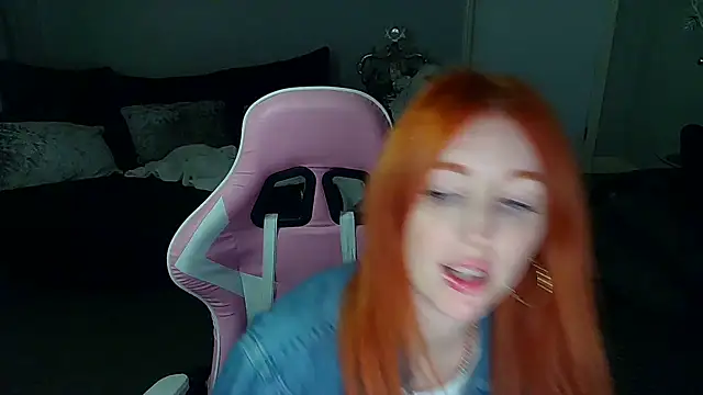 Red firesquirt online show from 12-24-24, 12:55