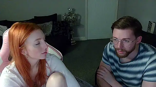 Red firesquirt online show from 01-12-25, 09:40