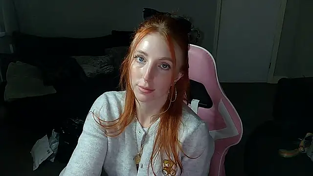 Red firesquirt online show from 01-20-25, 04:01