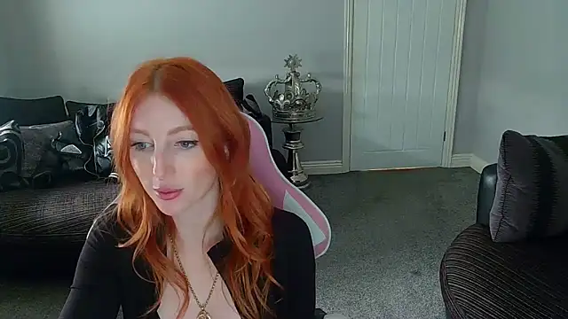 Red firesquirt online show from 03-10-25, 02:37