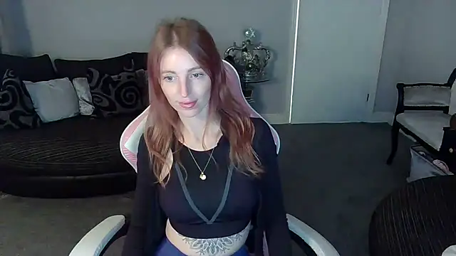 Red firesquirt online show from 02-09-26, 03:27