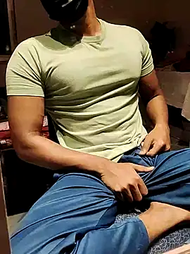 xxxhugedick0001 online show from 02-23-25, 04:02