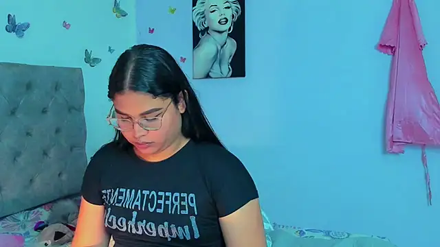 mabellfox online show from 12-28-24, 11:16